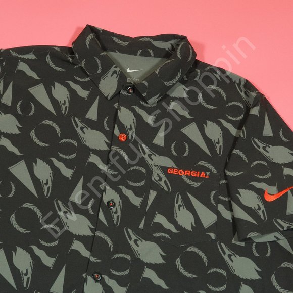 Nike Other - Nike Georgia Bulldogs SB Woven Short Sleeve Shirt in Black / Gray Sz XL